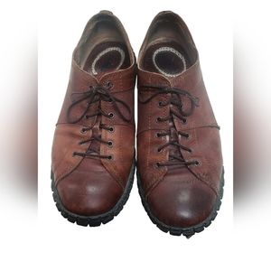 BORN Mens Shoes